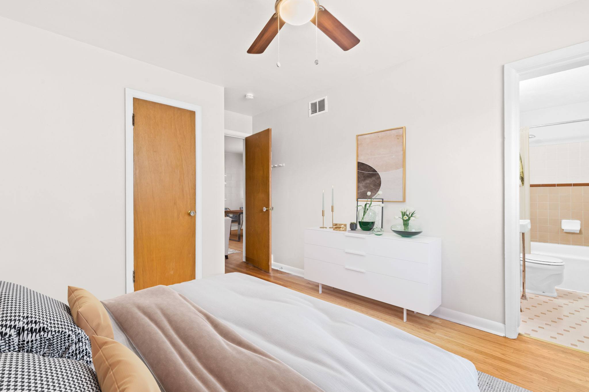 The Bethana Apartments – photo 5