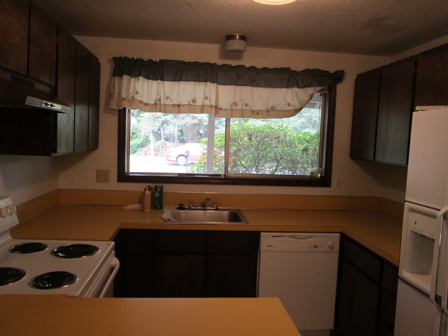 17640 SW Wright Street ~ Coming Soon! Available for Showings starting July 27, 2026 – photo 4