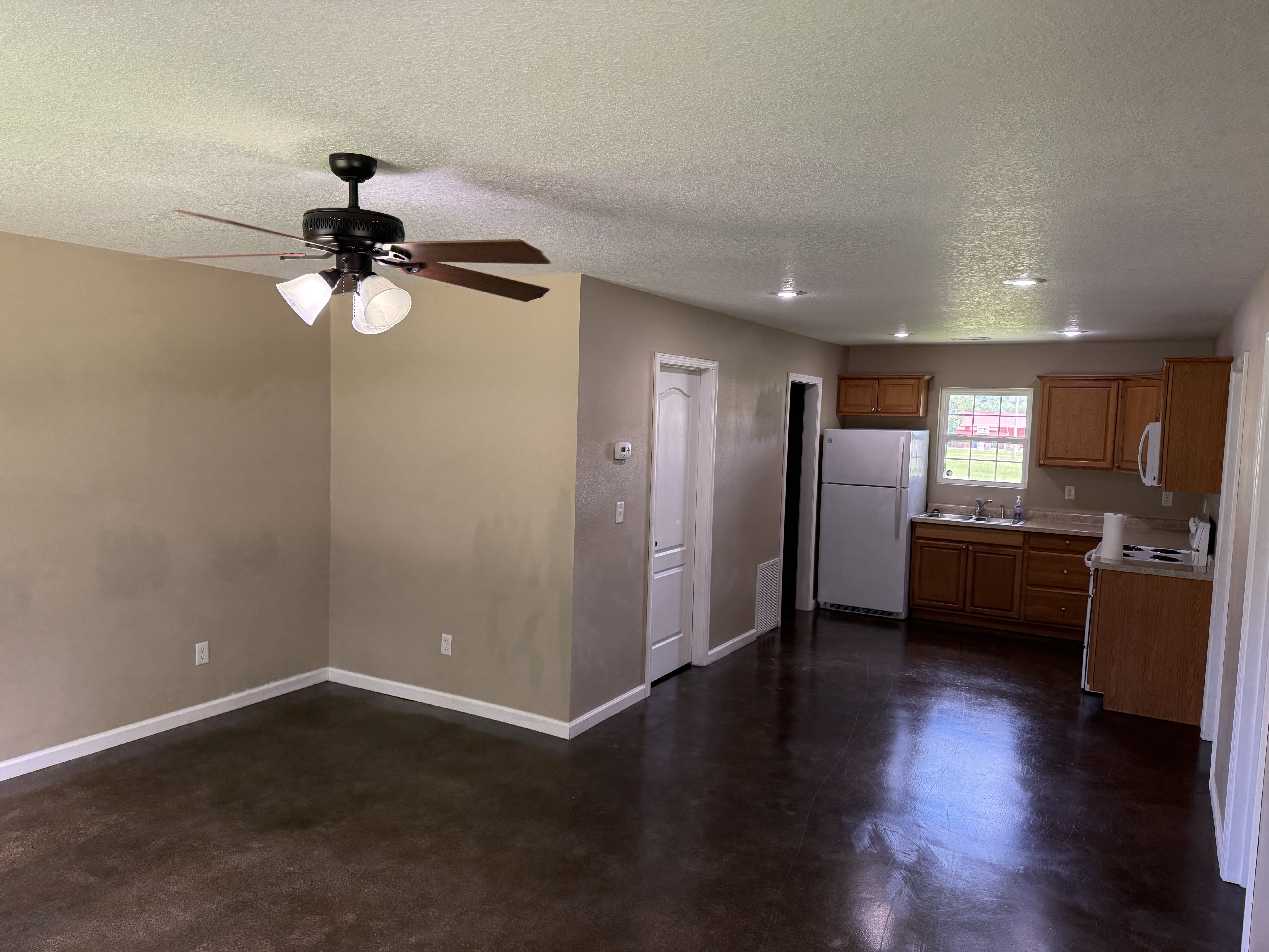 103 Redwood Street – photo 2