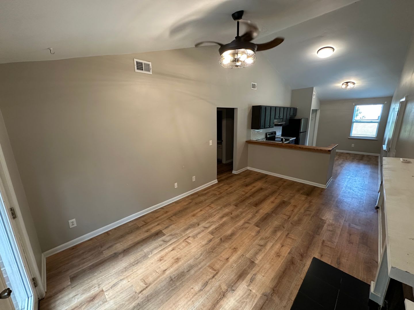 FOR LEASE- 2 BEDROOM HOME IN OLD HICKORY! – photo 2