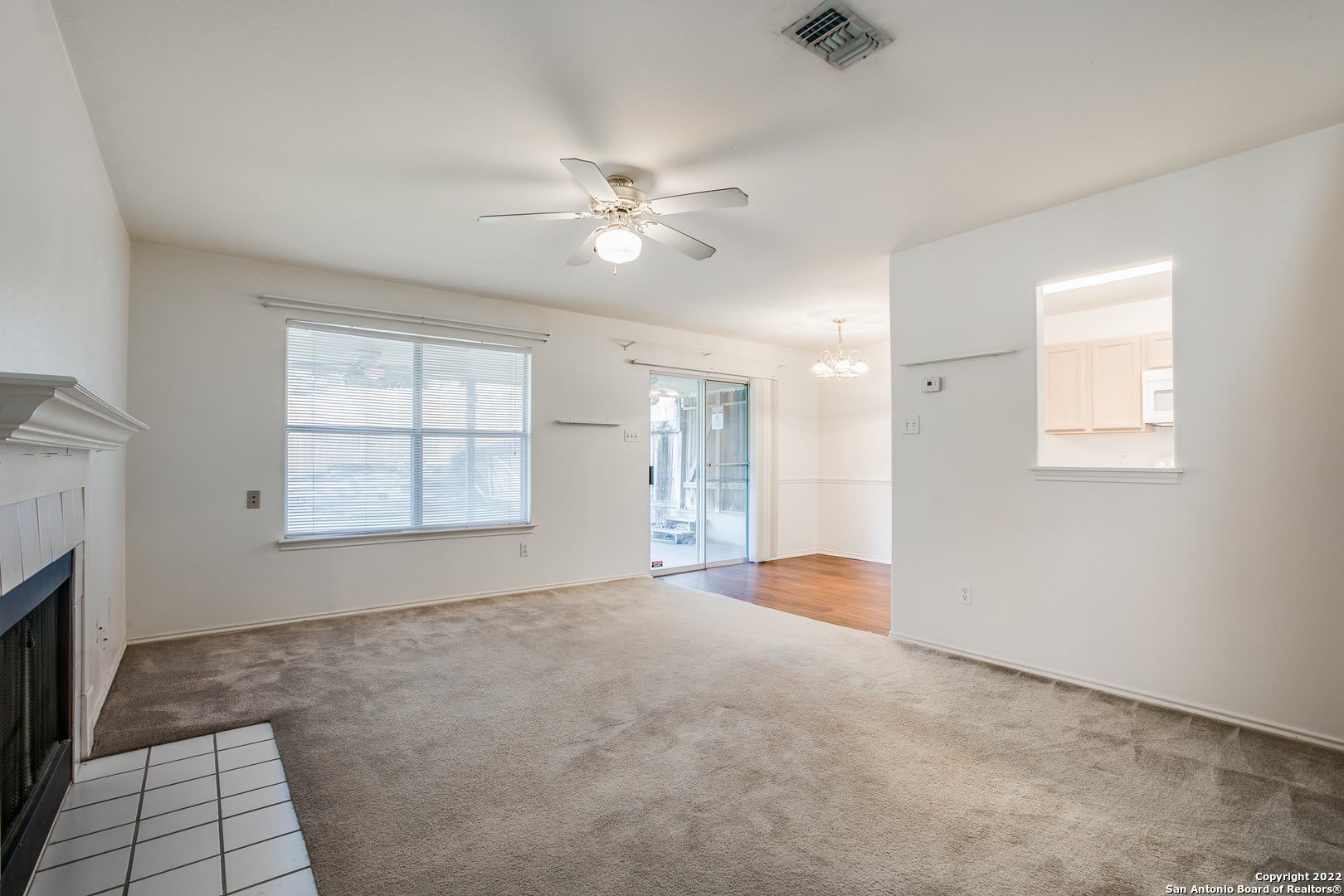 6063 BANTRY BAY – photo 3
