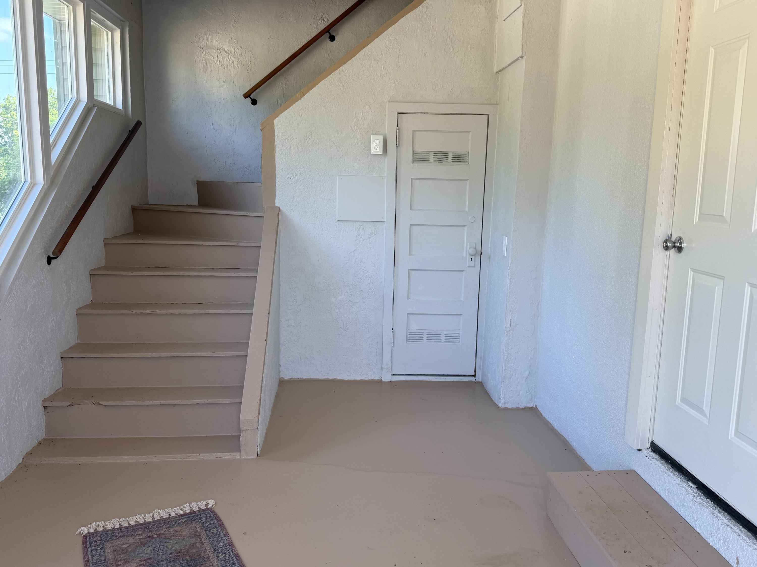 937 Vine Street Rearn A – photo 2
