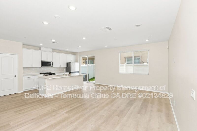 40702 Birchfield Drive – photo 3