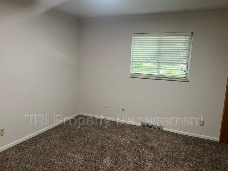 103 King Ave – photo 5