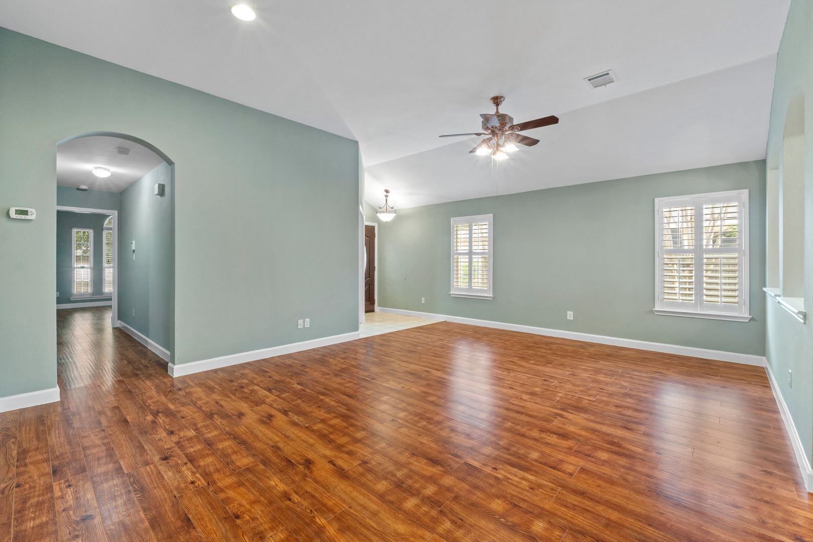 Lakeline Oaks Home For Lease – photo 5
