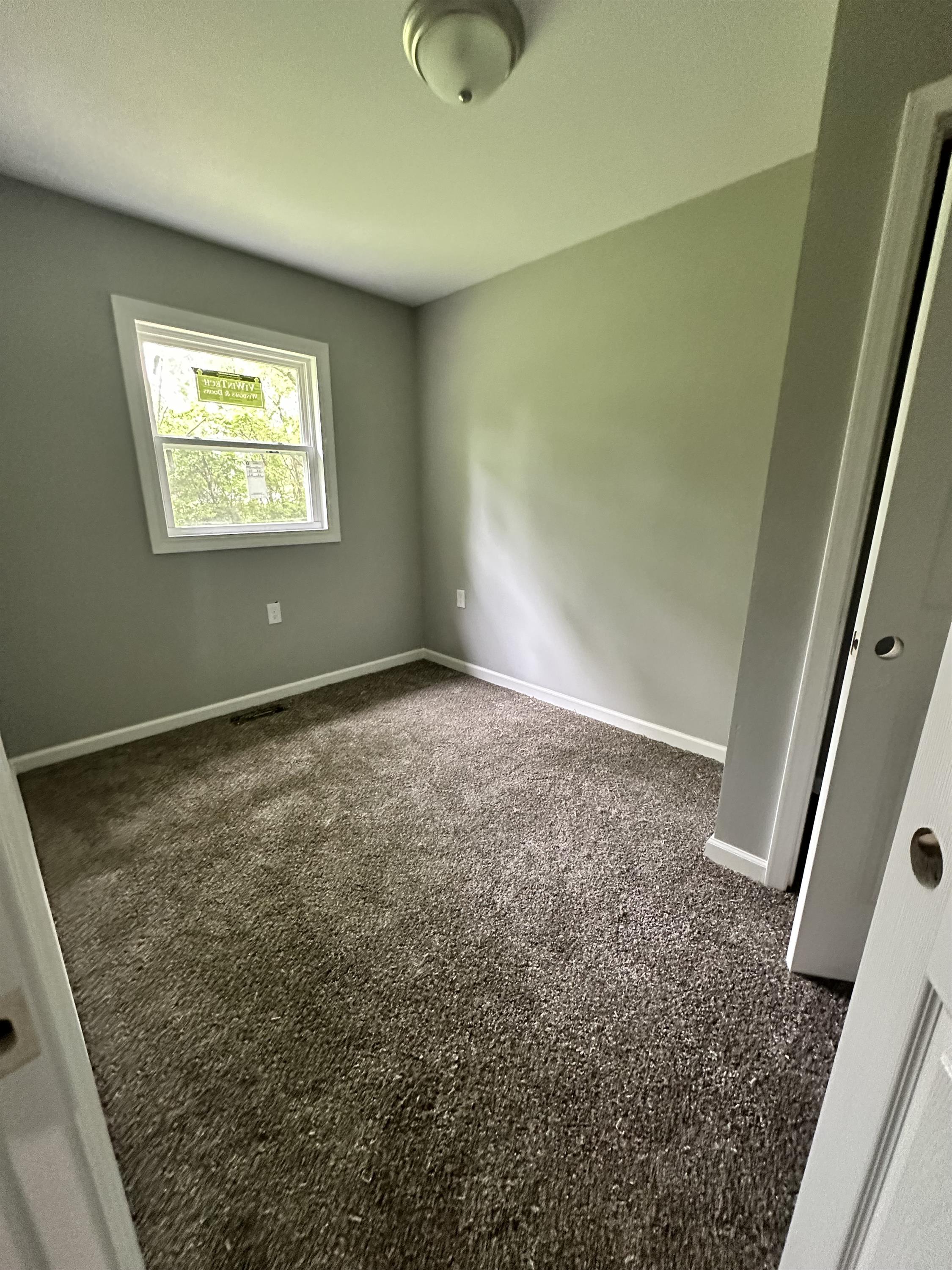 1405 Heather Place – photo 5