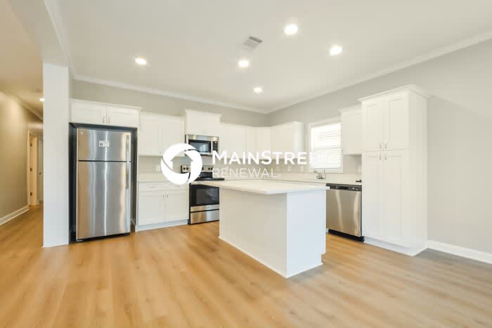 756 18th Street – photo 4