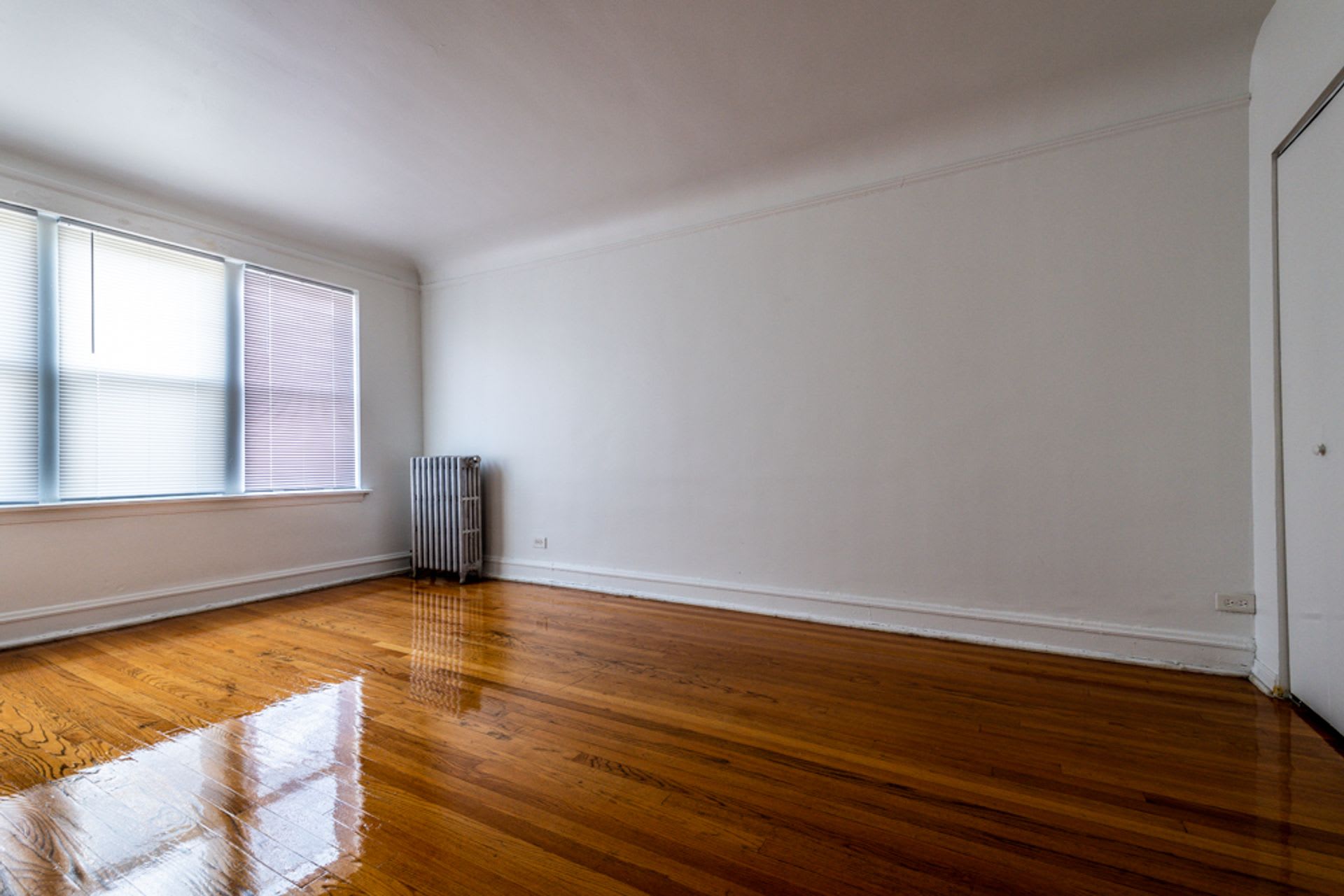 654 N Pine Ave – photo 4