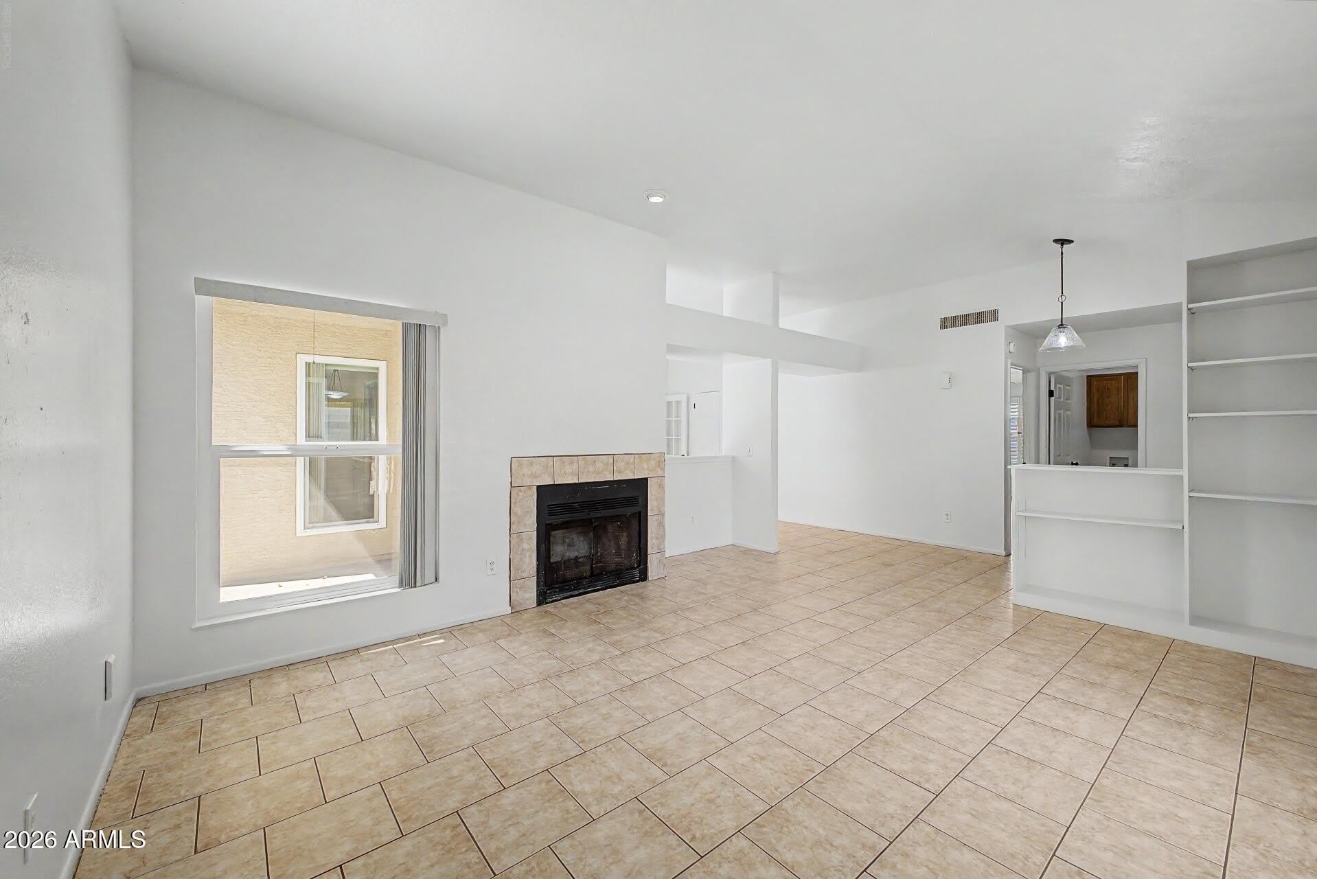7119 W KRALL Street – photo 3