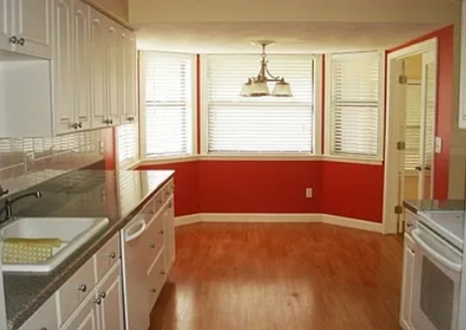 3 Bedroom Over 2000sqft – photo 5
