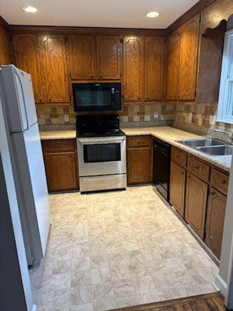 105 Starmount Road – photo 5