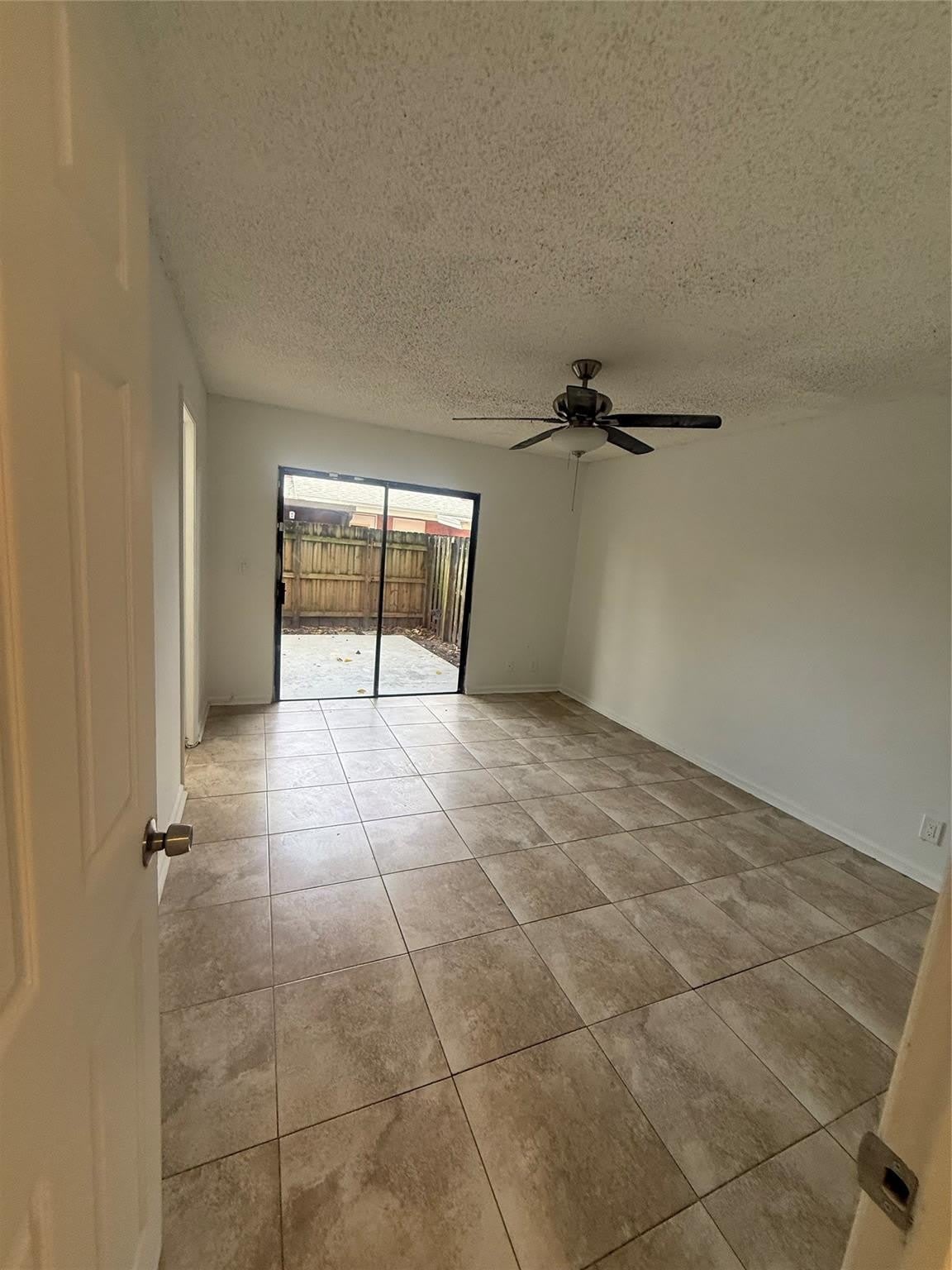 7427 SW 13th Street – photo 3