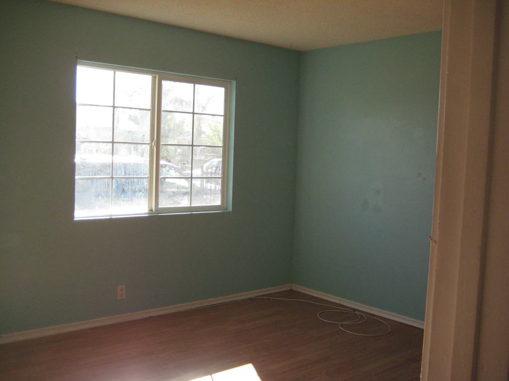819 4th St – photo 2