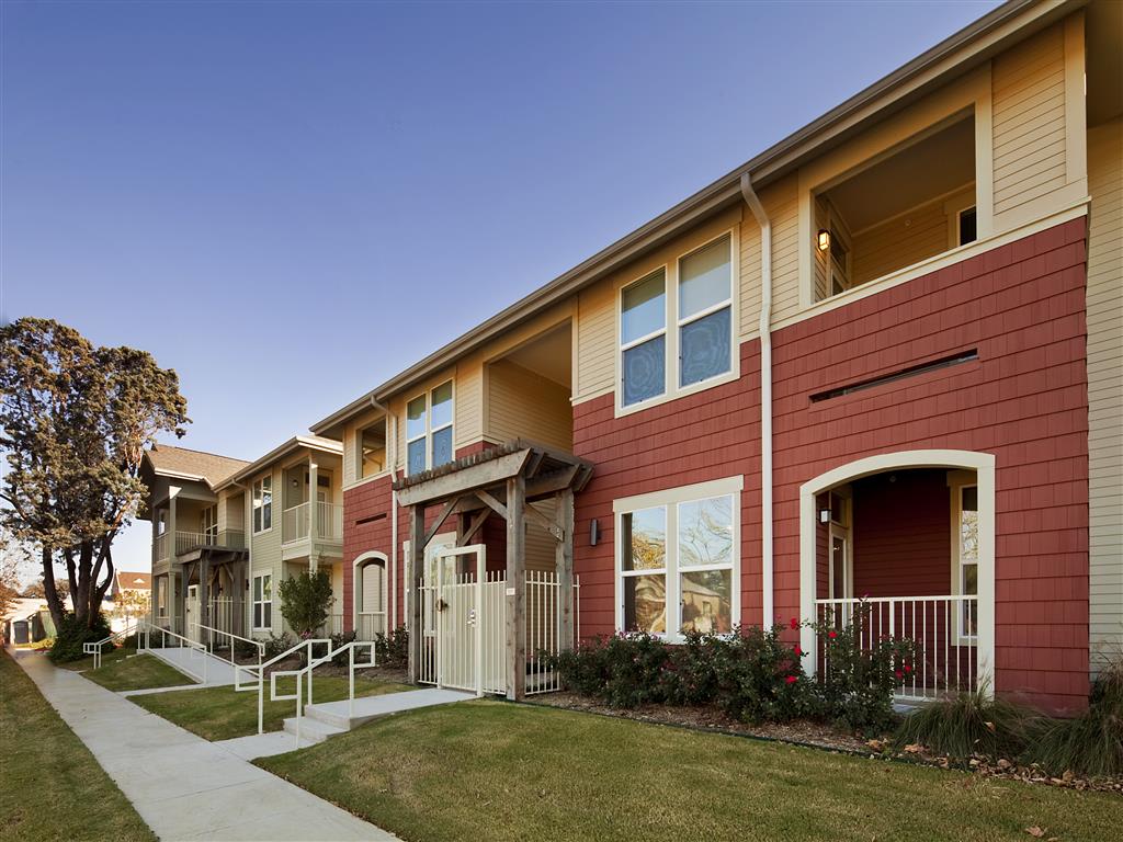 Affordable Housing -Race Street Lofts – photo 2