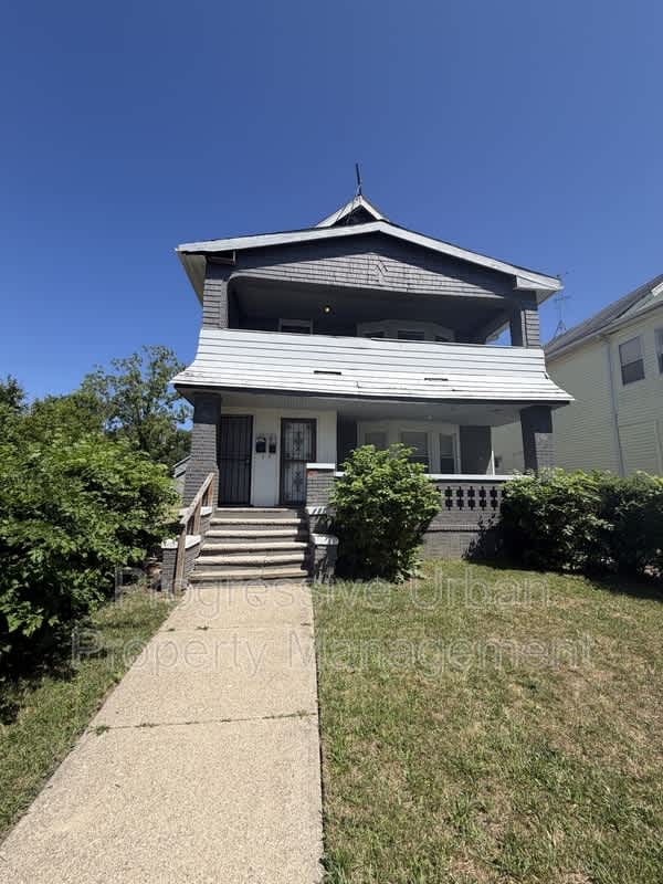 3349 East 125th Street – photo 1
