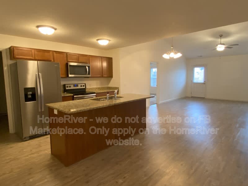 2264 Blue Spring Run – photo 2
