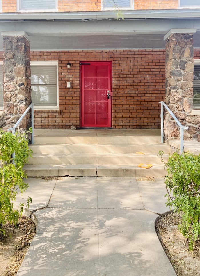 503 East University Boulevard – photo 2
