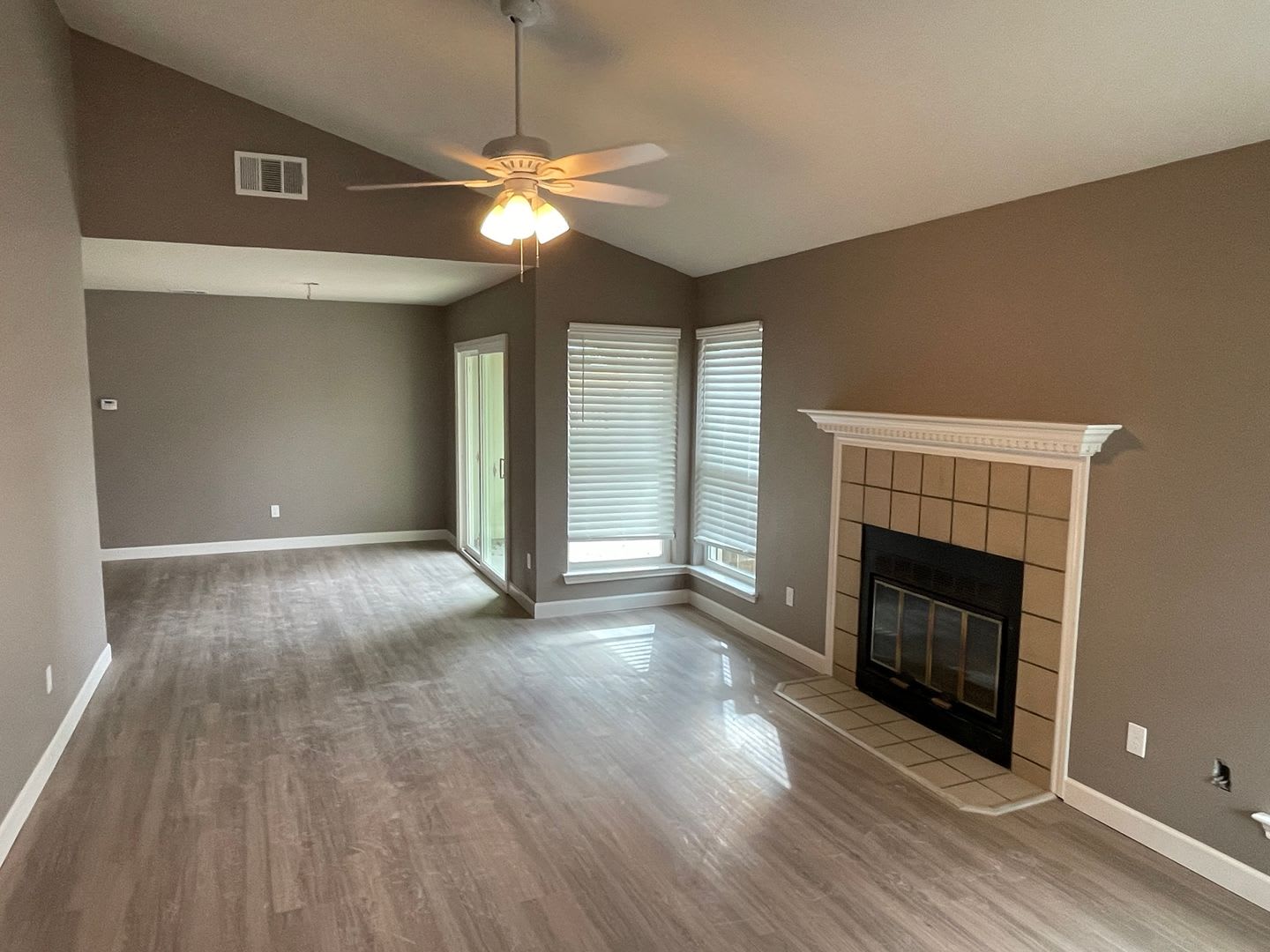 Remodeled 3/2 in near MoPac and Parmer Ln – photo 3