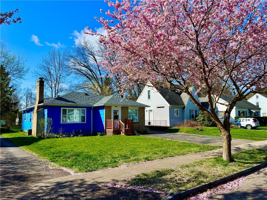 345 Colebourne Rd – photo 1