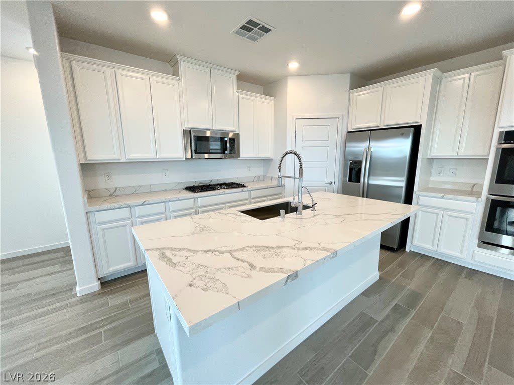 12413 Harbor Isle Avenue – photo 2