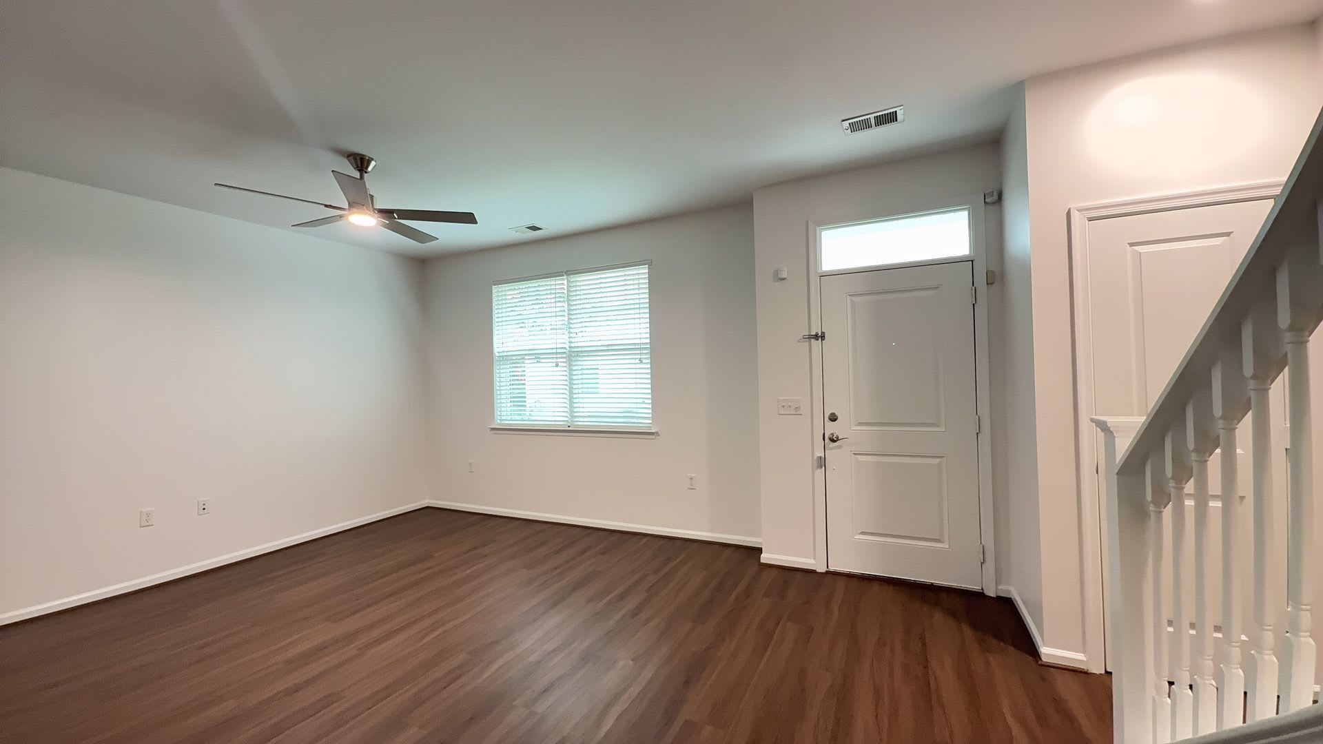 Recently Renovated 3 Bedroom Condo In The Grove At The Arboretum – photo 5