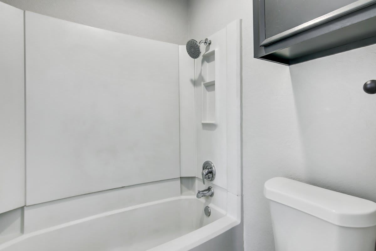 2095 Dowlen Rd – photo 5