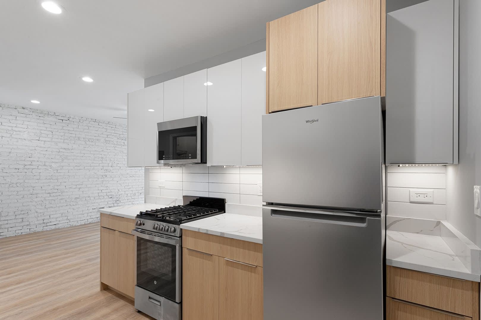 1629 W Chase Ave – photo 1