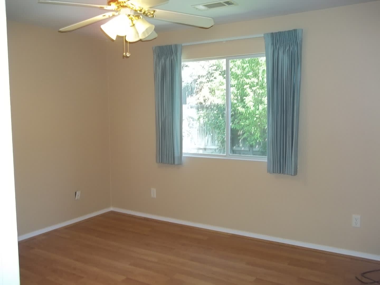Nw Cul De Sac Home Offering Plenty Of Amenities Coming Available Soon – photo 5