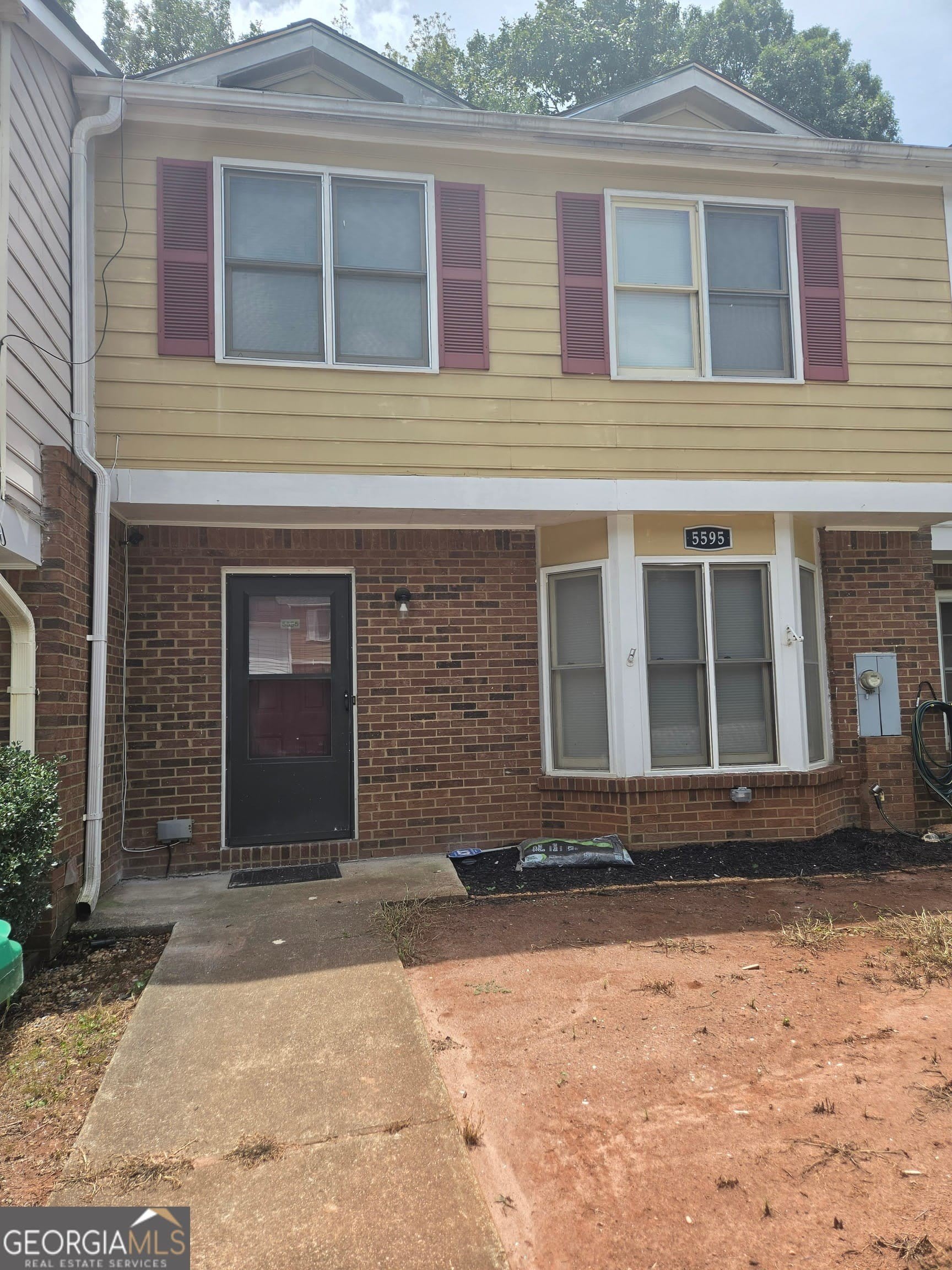 5595 Wells Circle – photo 1