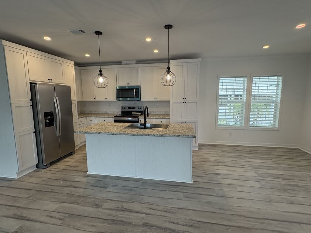 3055 Lamplighter Drive – photo 2