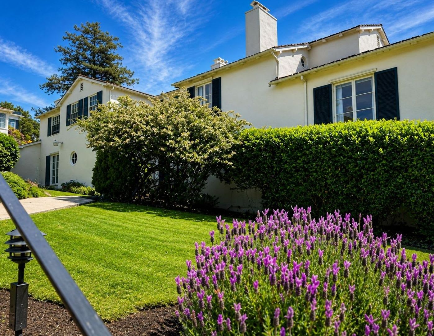 More Space. More Flexibility. Classic Berkeley Living. – photo 3