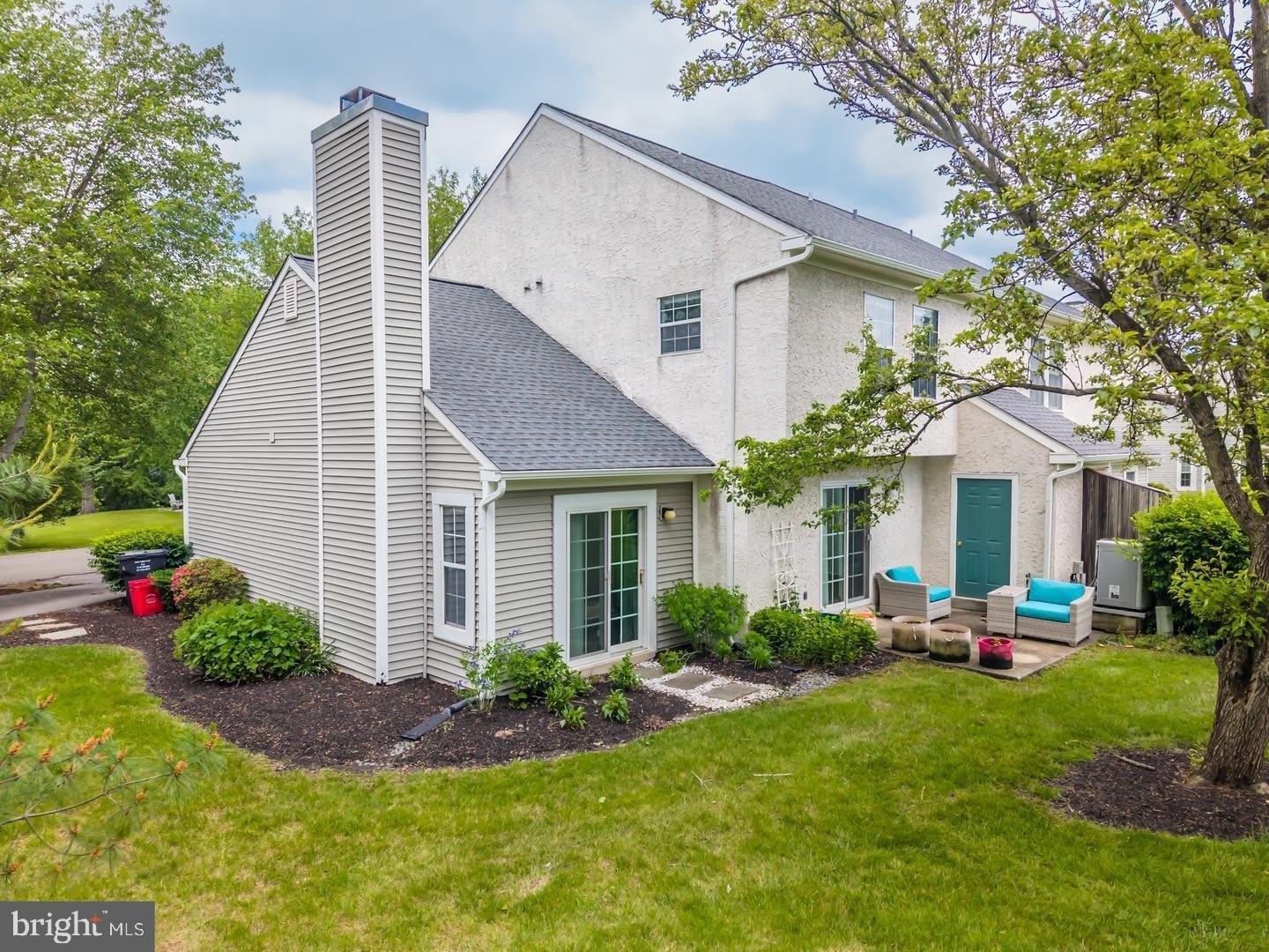 786 BRADFORD Terrace – photo 3