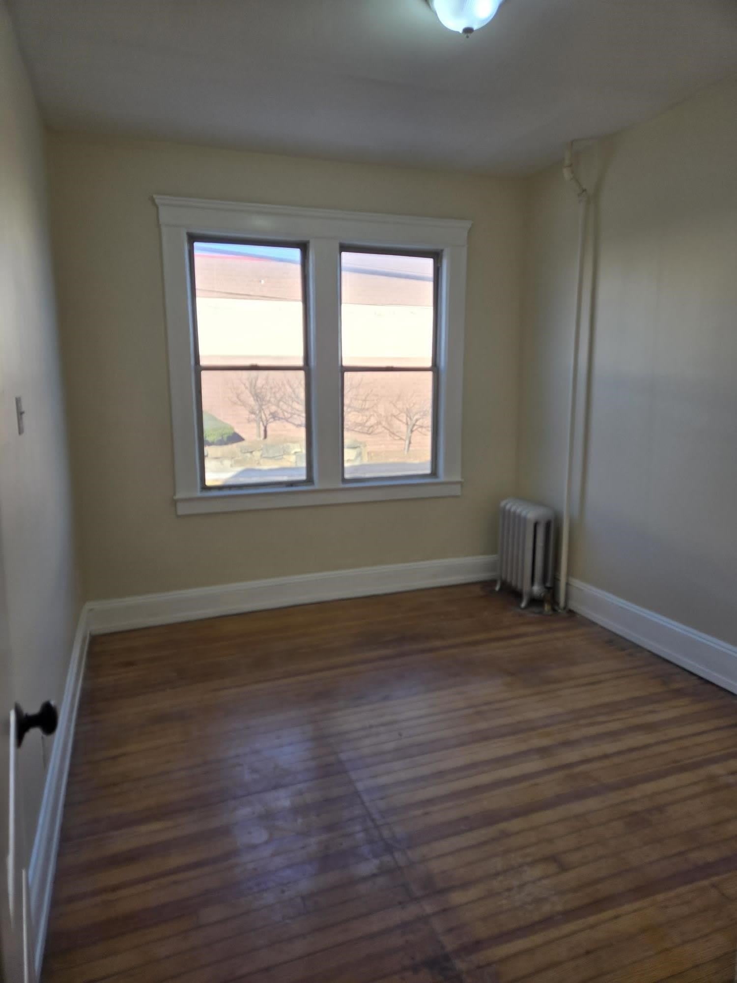 436 Anderson Ave – photo 5