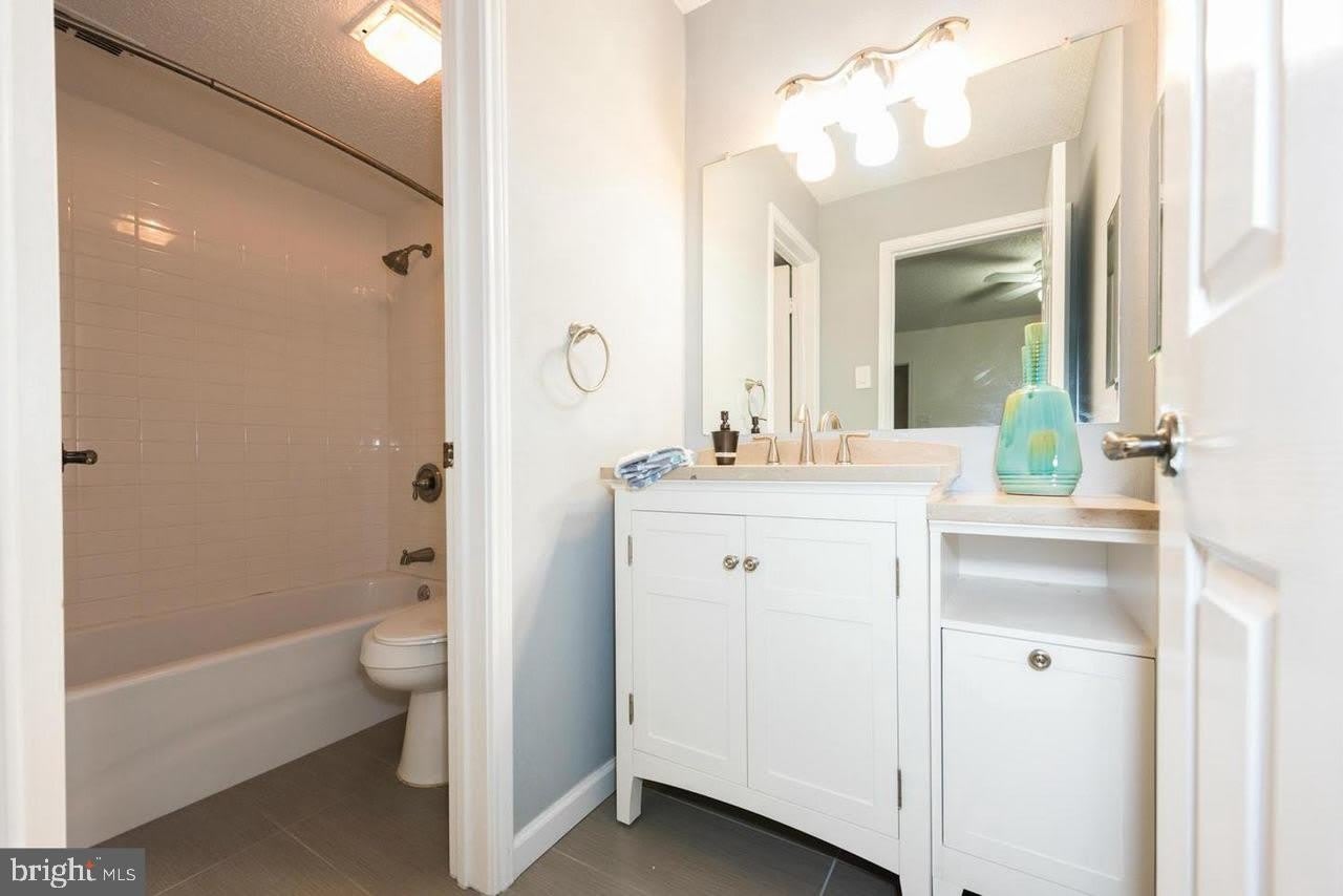 1519 LINCOLN Way – photo 5