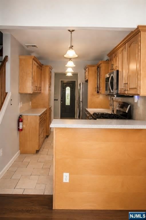 16 Broad Avenue – photo 2
