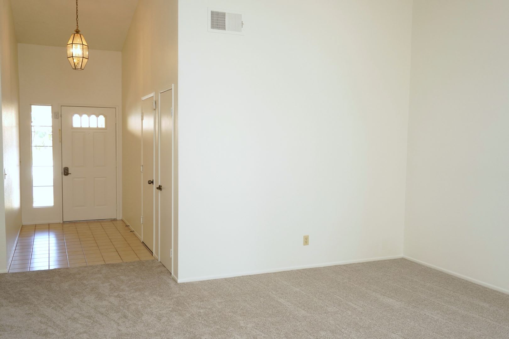 Sun Lakes 3 Bedroom Backs The Golf Course – photo 4