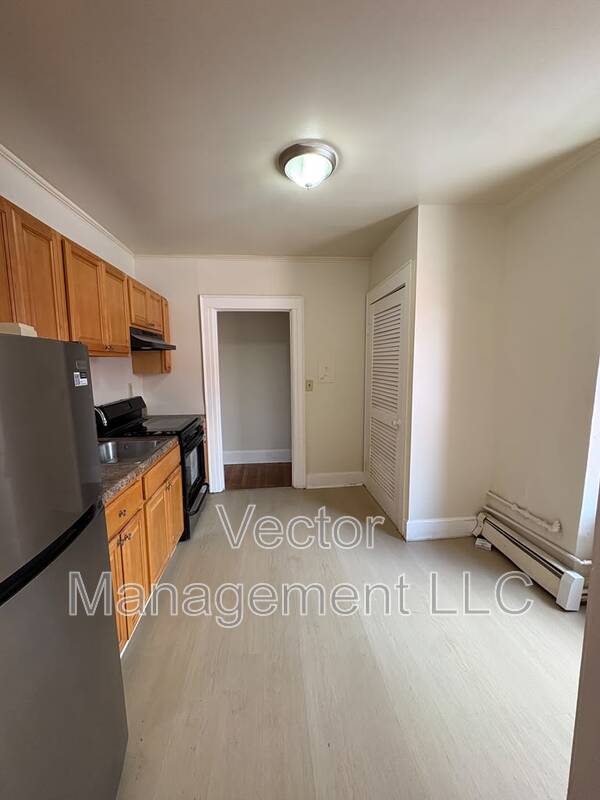 1160 Dixwell Avenue – photo 2