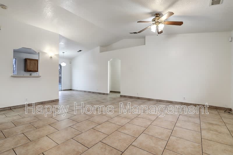 1312 Quartz Dr SW – photo 3