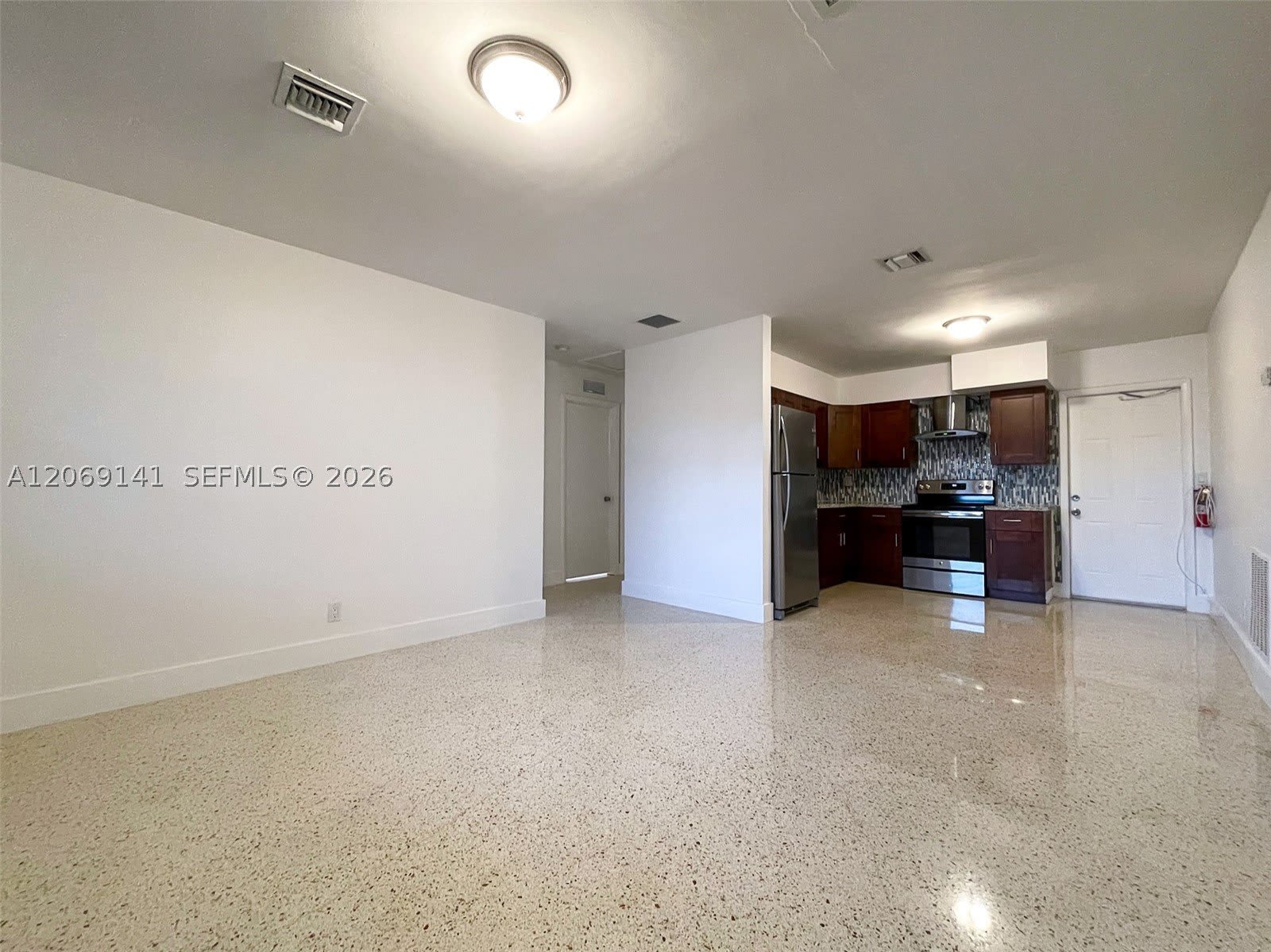 510 NE 4th Ave – photo 5