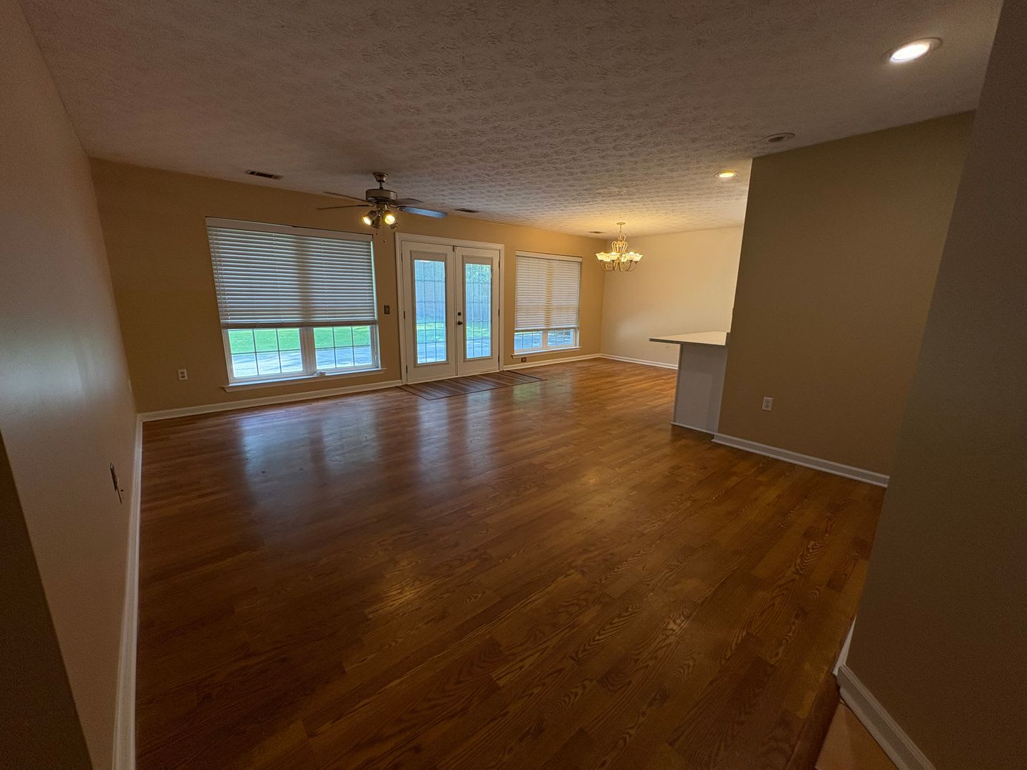 Spacious 3-Bedroom, 2-Bath Home! – photo 3