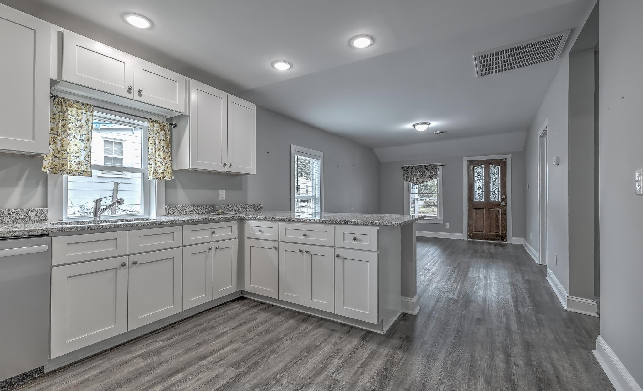 412 Orange St. – photo 4
