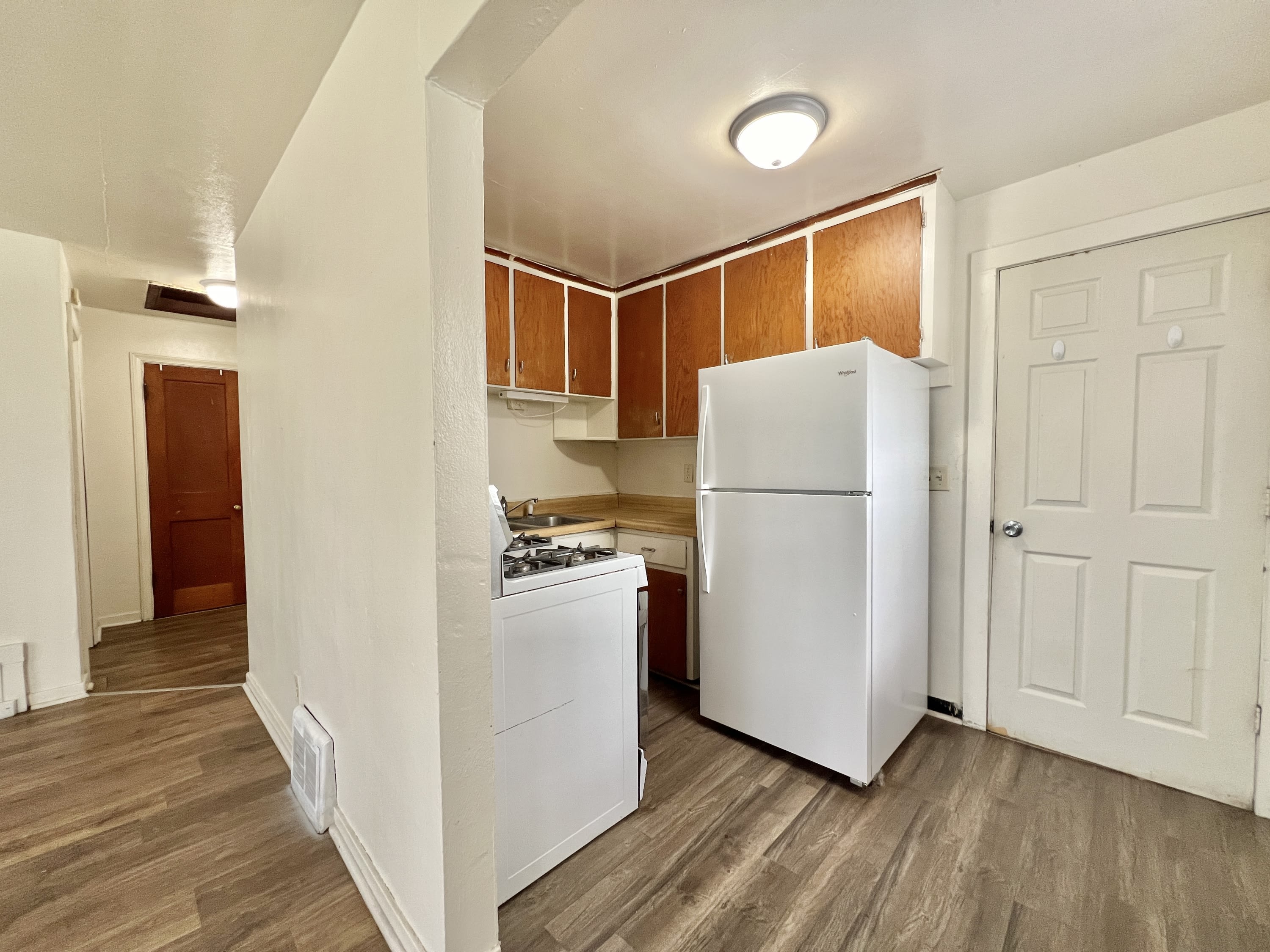 924 Copeland Avenue – photo 2