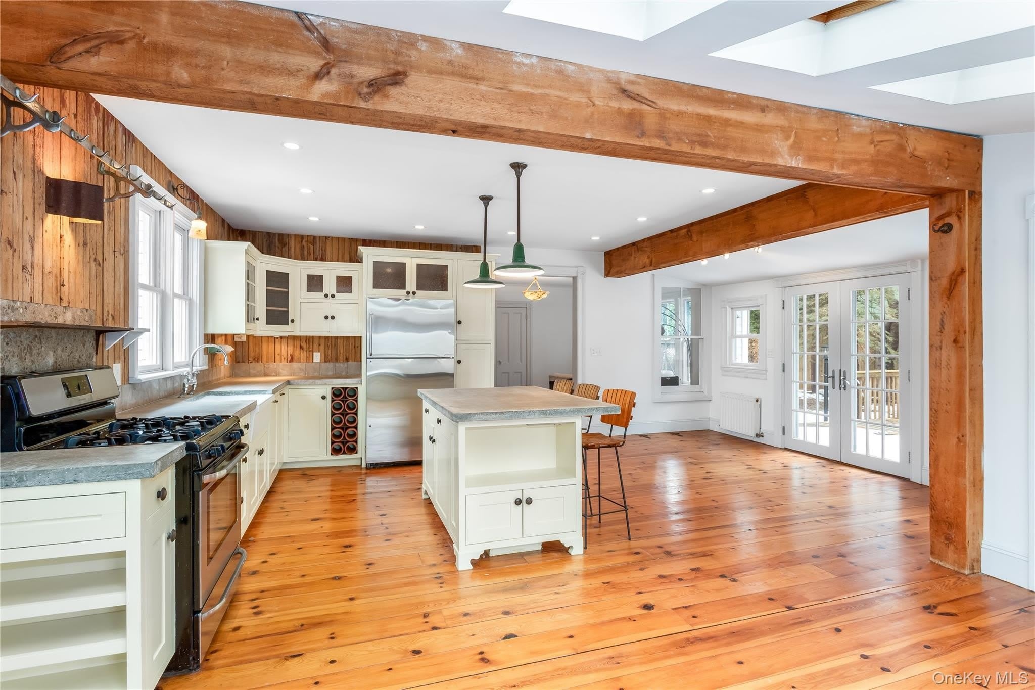 685 Orchard Street – photo 3