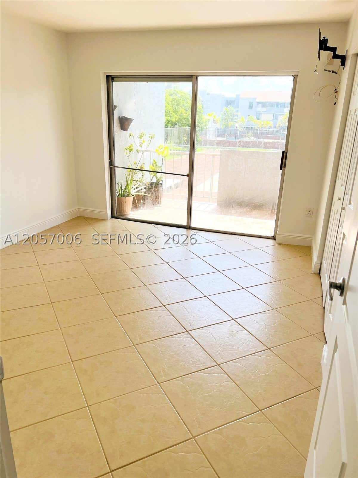 6195 W 18th Ave – photo 4