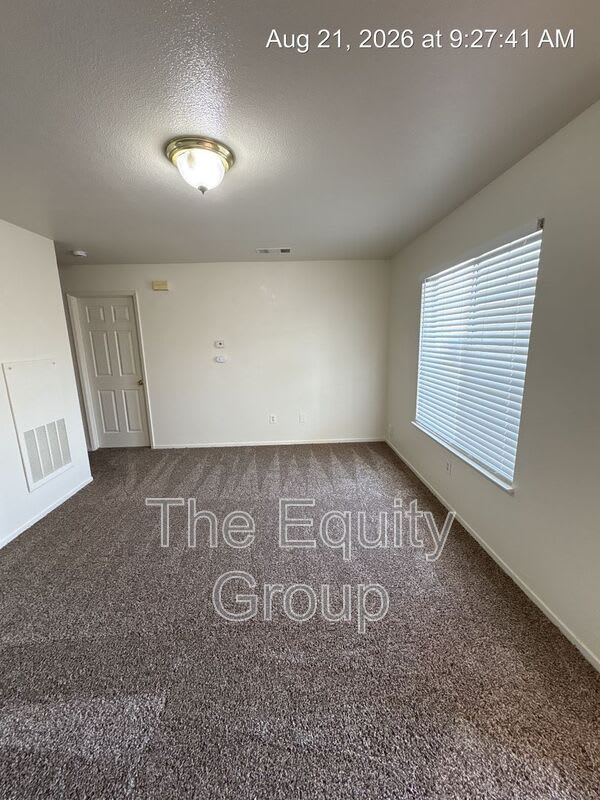 3739 West Myrtle Court – photo 2