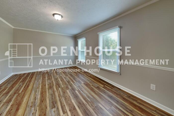 6839 Woodcreek Lane – photo 5