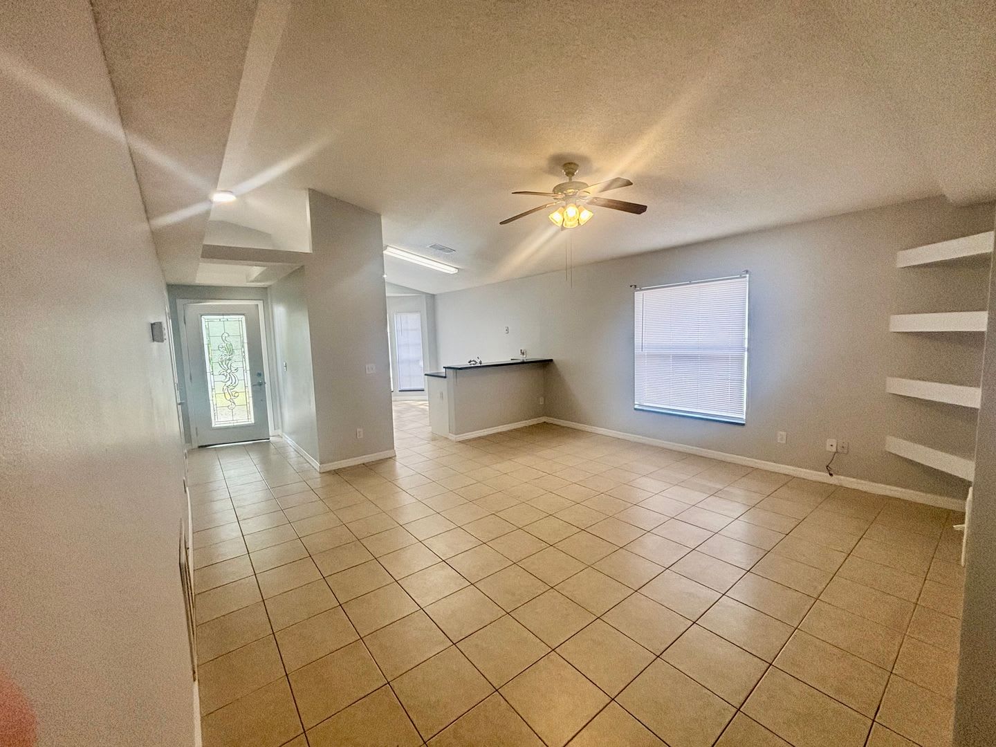 *** Beautiful 3/2/1 in Longwood/Fully Fenced Backyard*** – photo 1