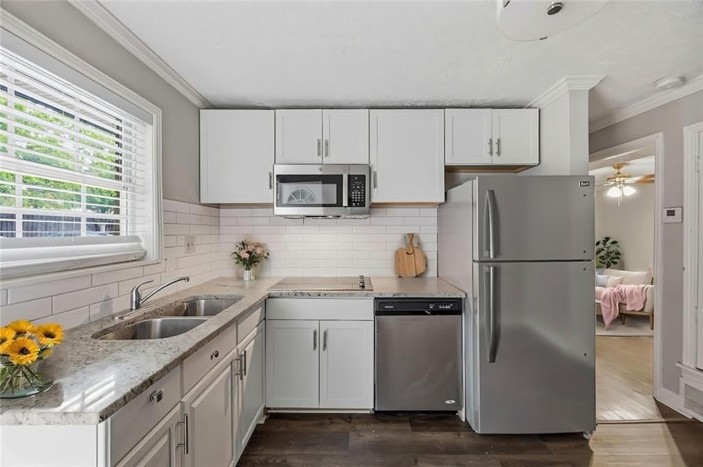 21 Delmont Drive NE – photo 5