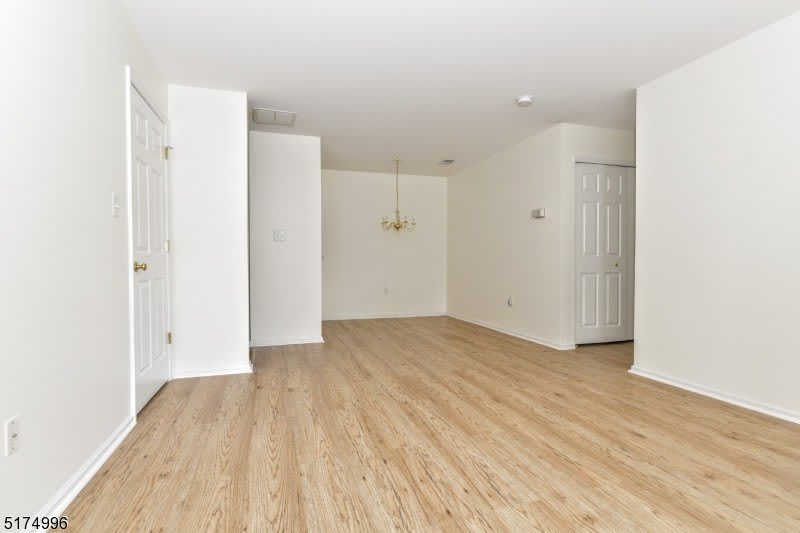 1132 Stafford St – photo 5