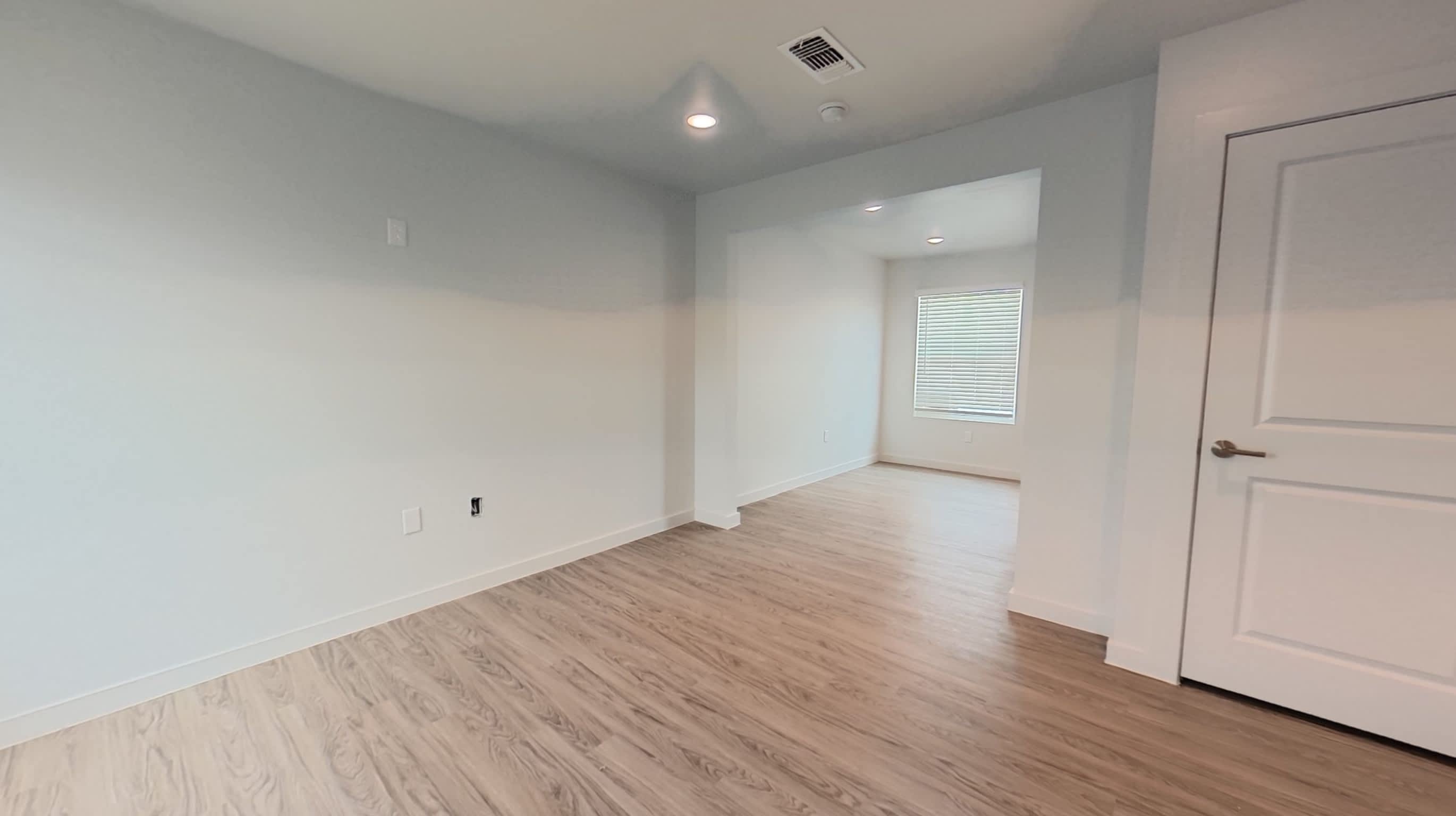 Sabine Apartments – photo 2
